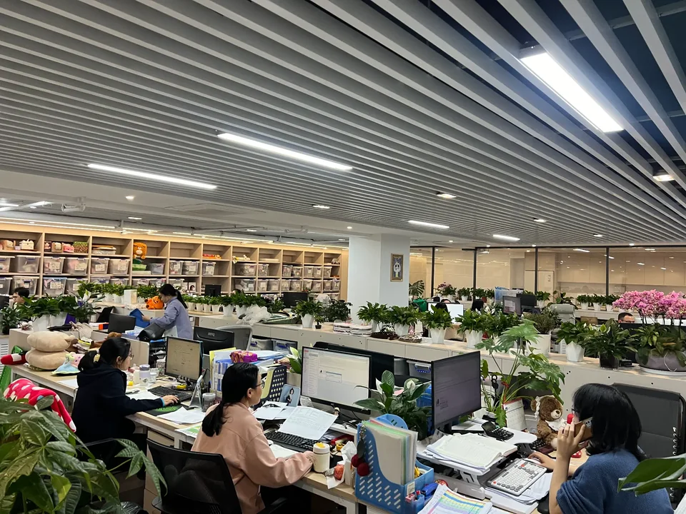 Reference office photograph 2